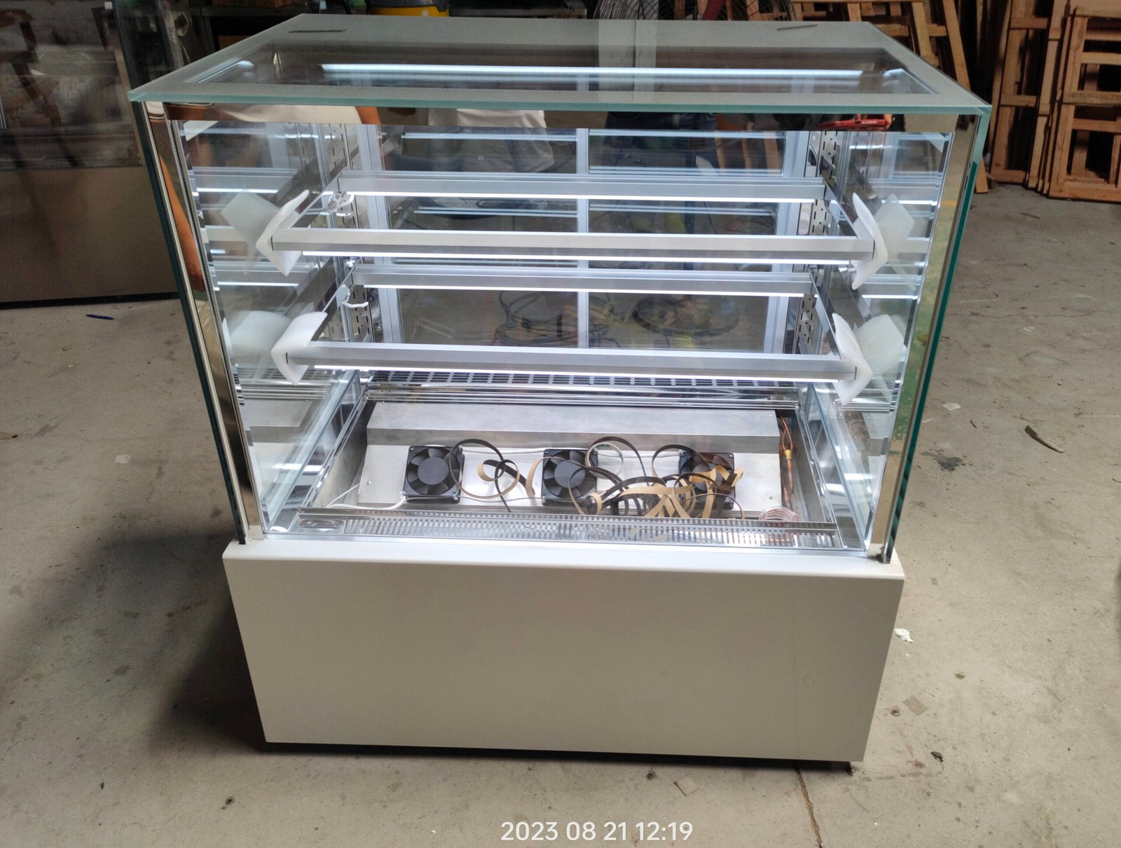 White Marble Square Glass Cake Display Chiller